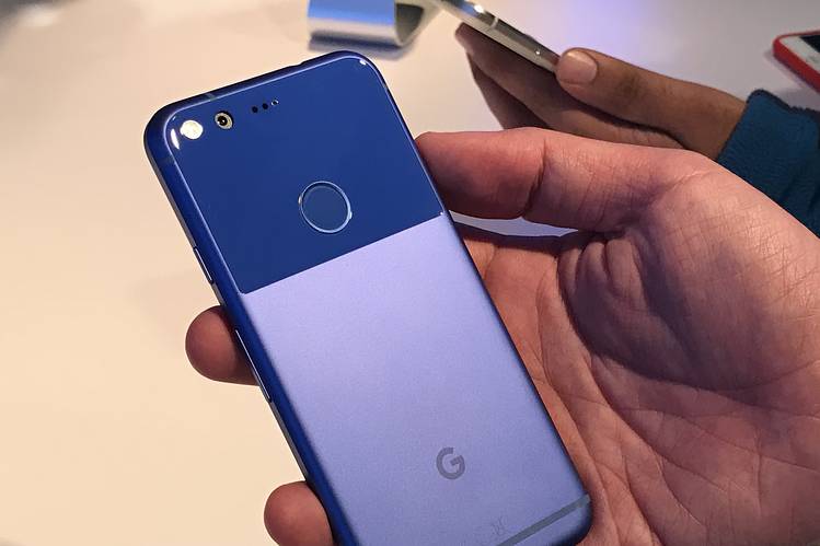 BN-QC752_google_P_20161004200755