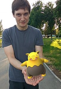 Главный редактор Голографики приручает дроузи по имени «Пусик»
