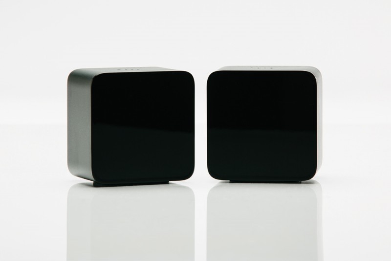 HTC-Vive-Pre-Lighthouse-3