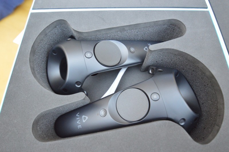 Vive-consumer-unboxing-38