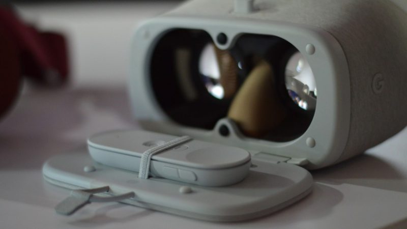 google-view-daydream-remote-1475609892-fx65-column-width-inline