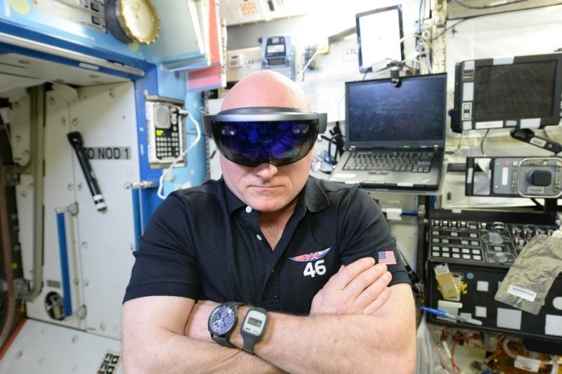 microsoft-hololens-scott-kelly-astronaut-iss-nasa