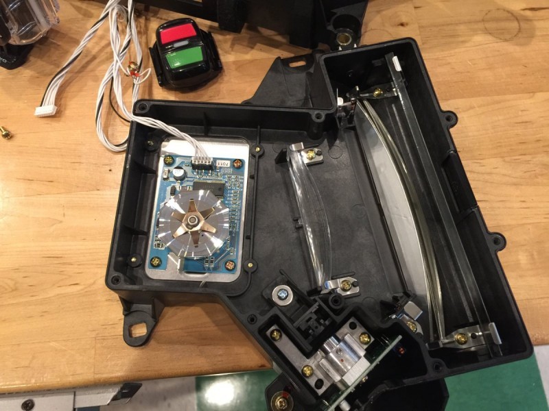 thats-why-he-continues-to-tinker-with-different-vr-related-ideas-in-his-lab-he-believes-theres-a-better-cheaper-more-effective-way-for-virtual-reality-headsets-to-handle-tracking